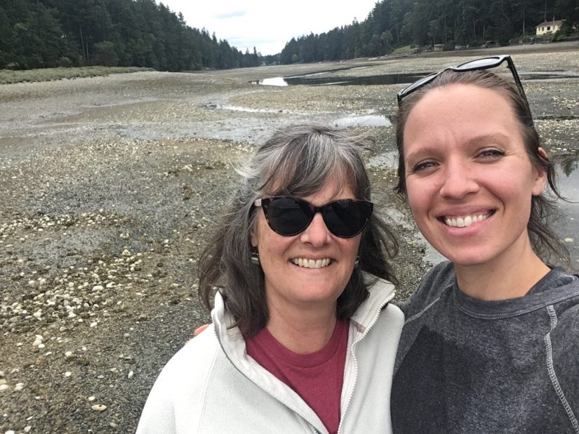 Laura and her mom in the field